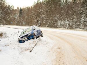 Read more about the article Car in a Ditch? Here’s What You Should Do