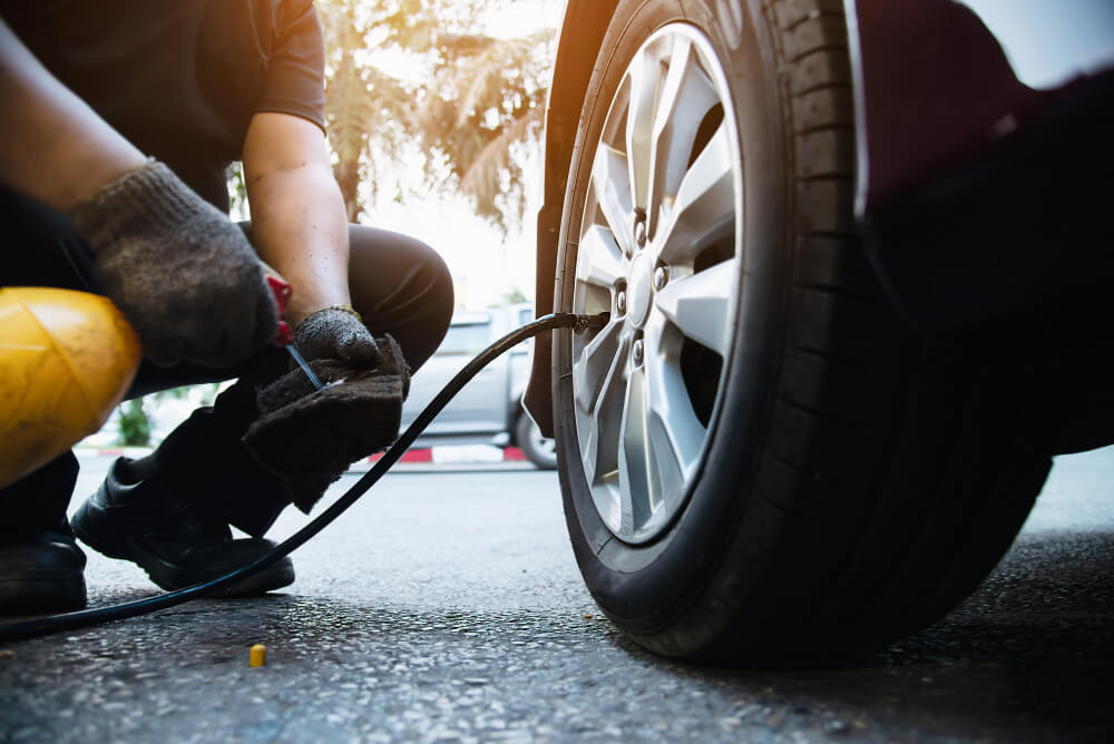 You are currently viewing Why Your Tire Keeps Losing Air (And What to Do Next)